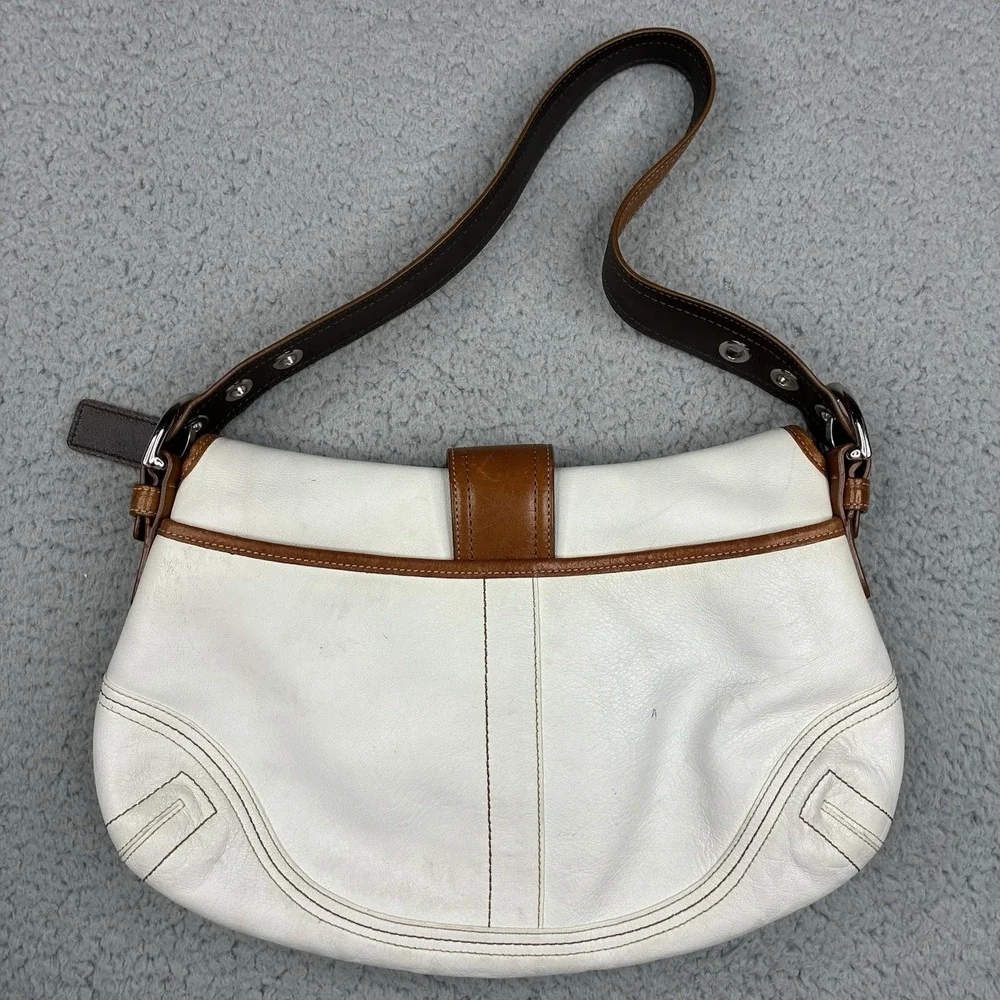 Coach Soho Flap F10192 Y2K White Brown Leather Shoulder Bag Purse
